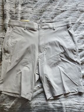 Men's Flat-Front Performance Golf Shorts - Light Khaki